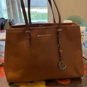 Michael Kors Tote